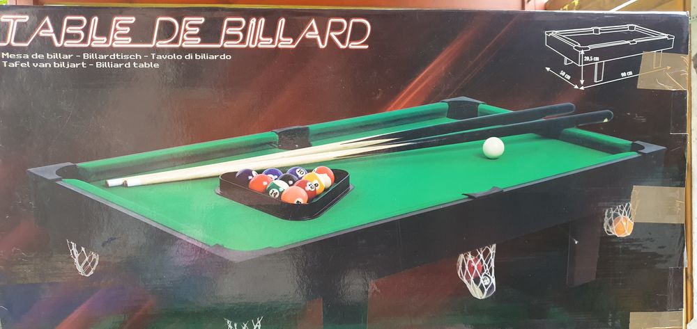 TABLE DE BILLARD Jeux / jouets