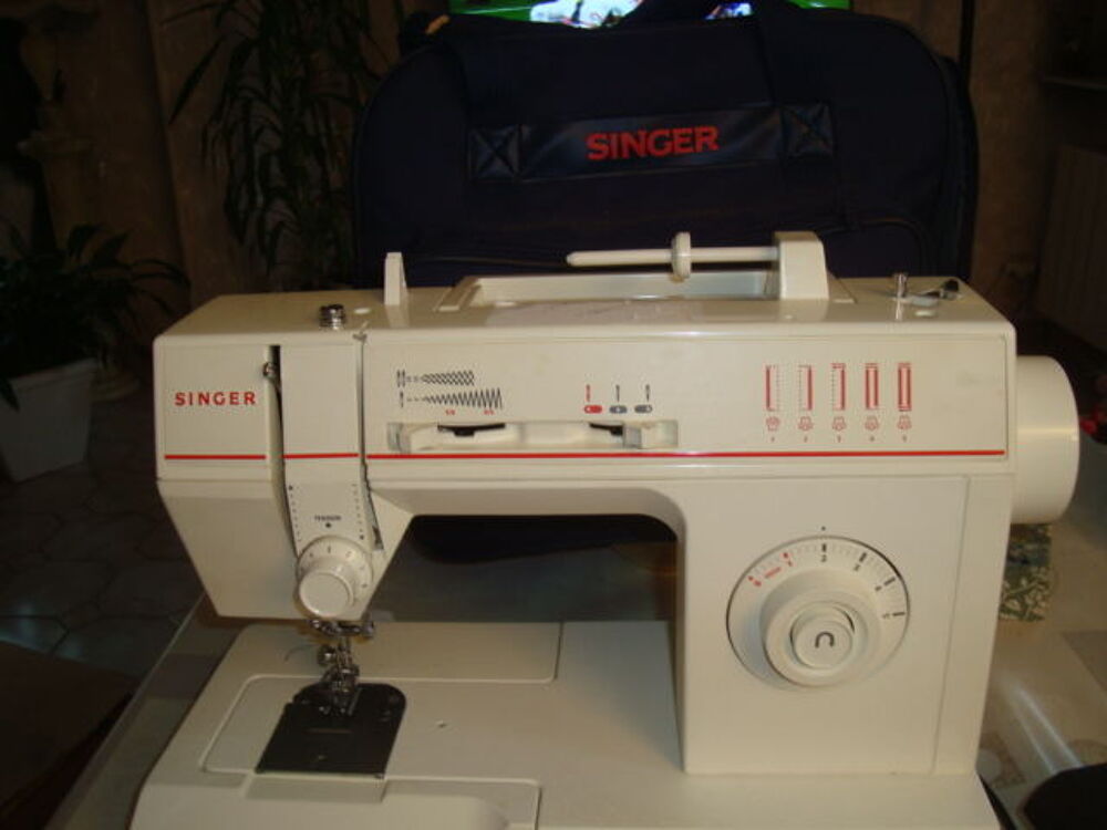 machine a coudre Electroménager