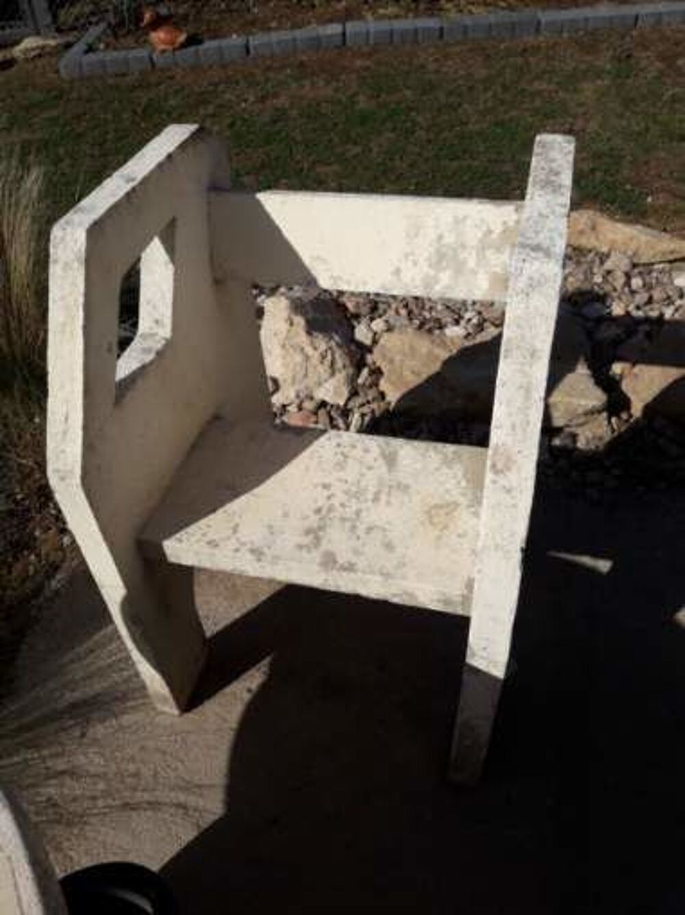Table et chaise en B&Eacute;TON Jardin