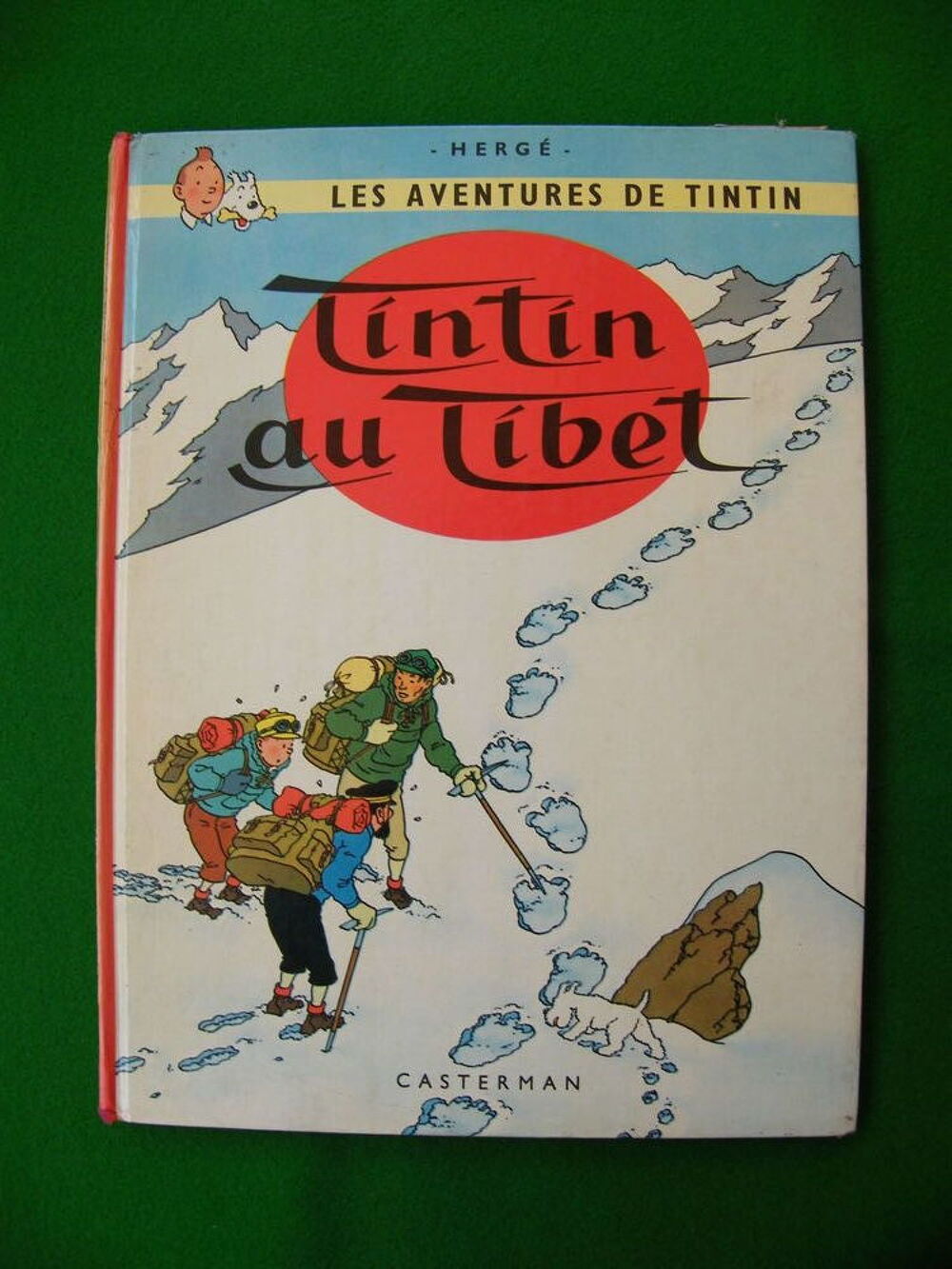 DEUX BD ANCIENNES 1966 " TINTIN AU TIBET " " ON A MARCHE SUR Livres et BD
