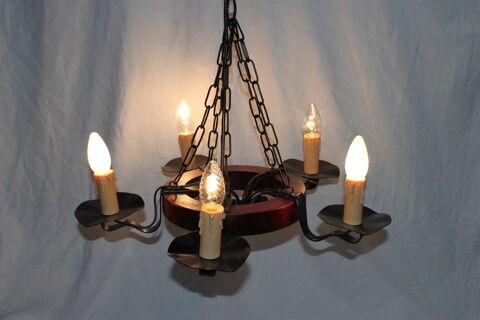Lustre � 5 lampes 15 Montigny-Lencoup (77)