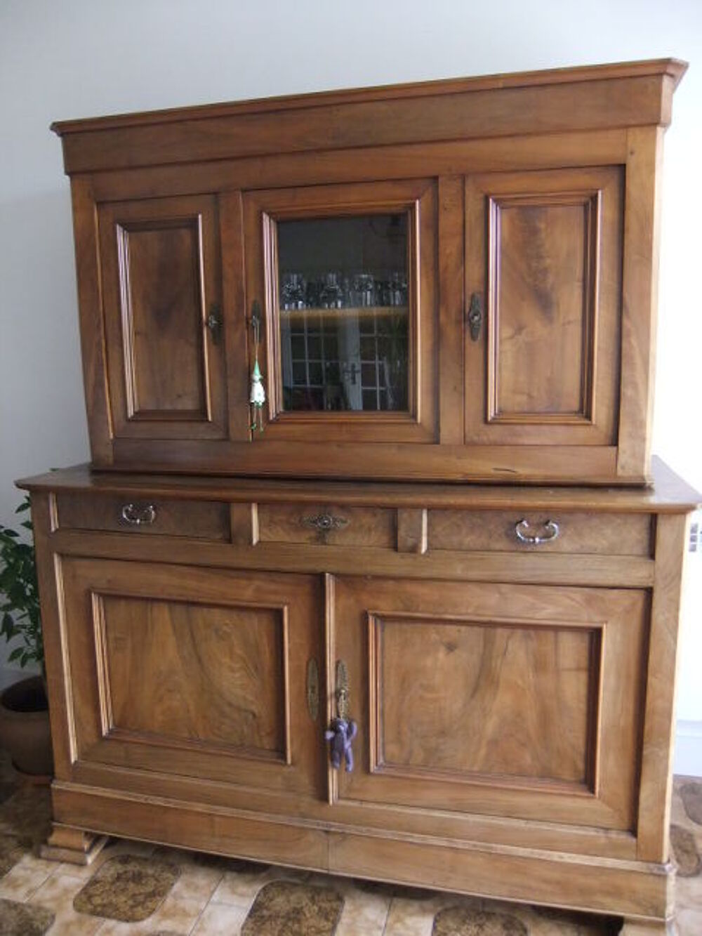 Buffet ancien en noyer Meubles