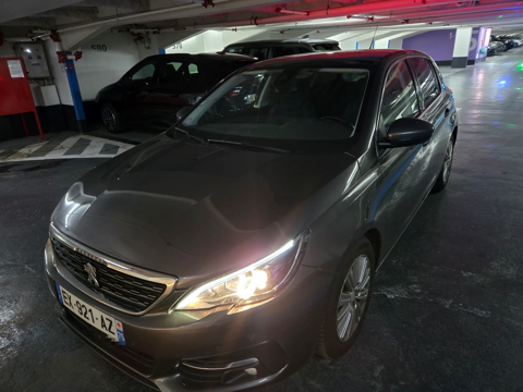 Peugeot 308 1.2 PureTech 130ch S&S EAT6 Active Business 2018 occasion Paris 75017