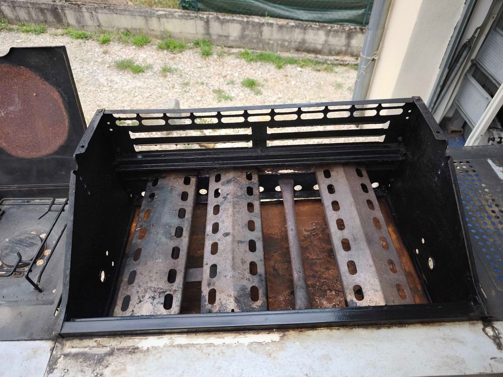 Barbecue gaz 4 feux plancha et grillades Electroménager