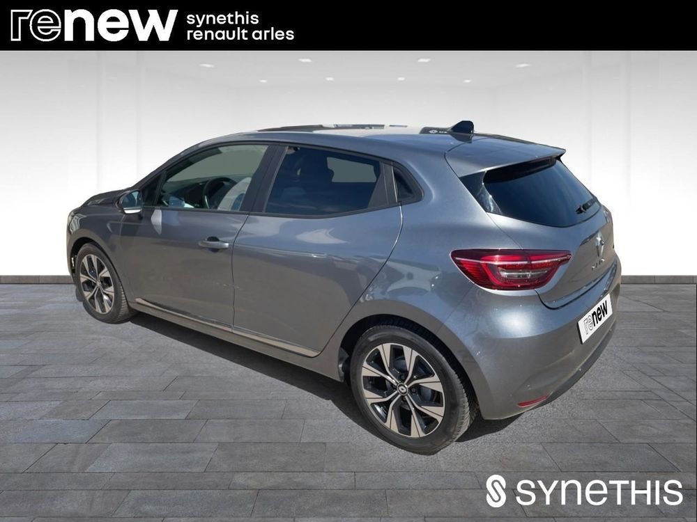 Clio V Clio E-Tech full hybrid 145 Evolution 2023 occasion 13200 Arles