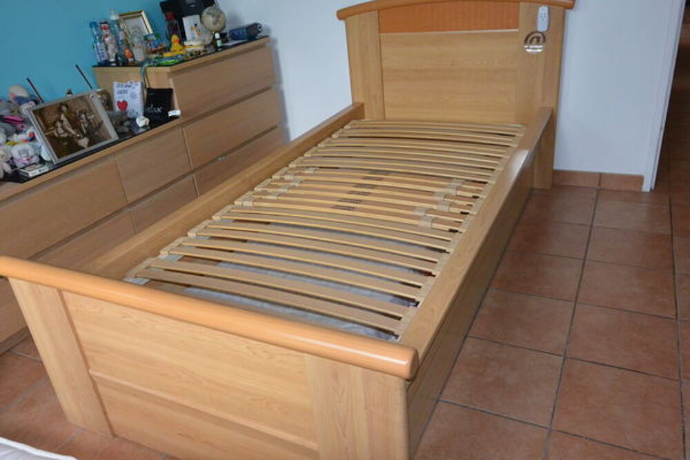 lit ado marque gautier avec sommier et matelas Meubles