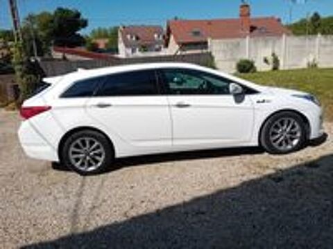 i40 SW 1.7 CRDi 141 Blue Drive Executive 2015 occasion 51170 Fismes