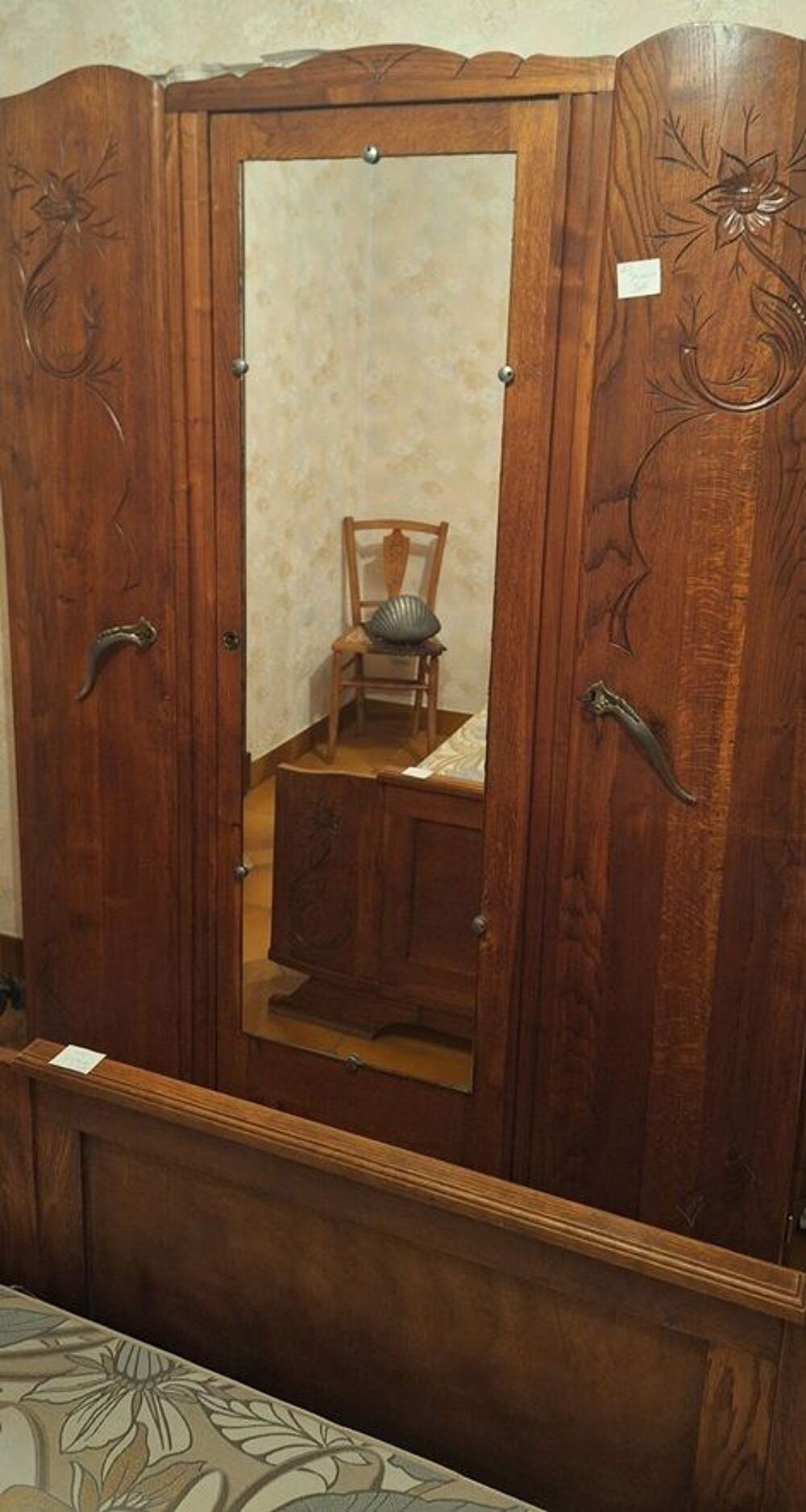 Armoire et lit
Meubles
