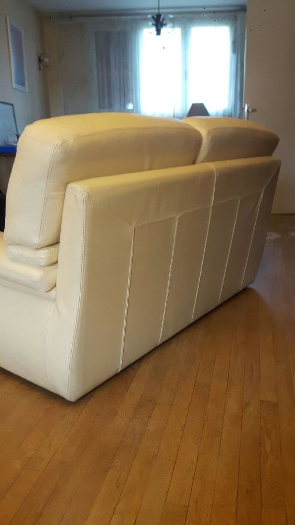 canap&eacute; 2 places + 1 fauteuil Meubles