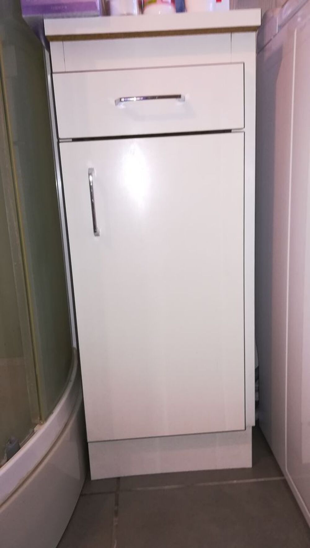 petite armoire salle de bain Meubles