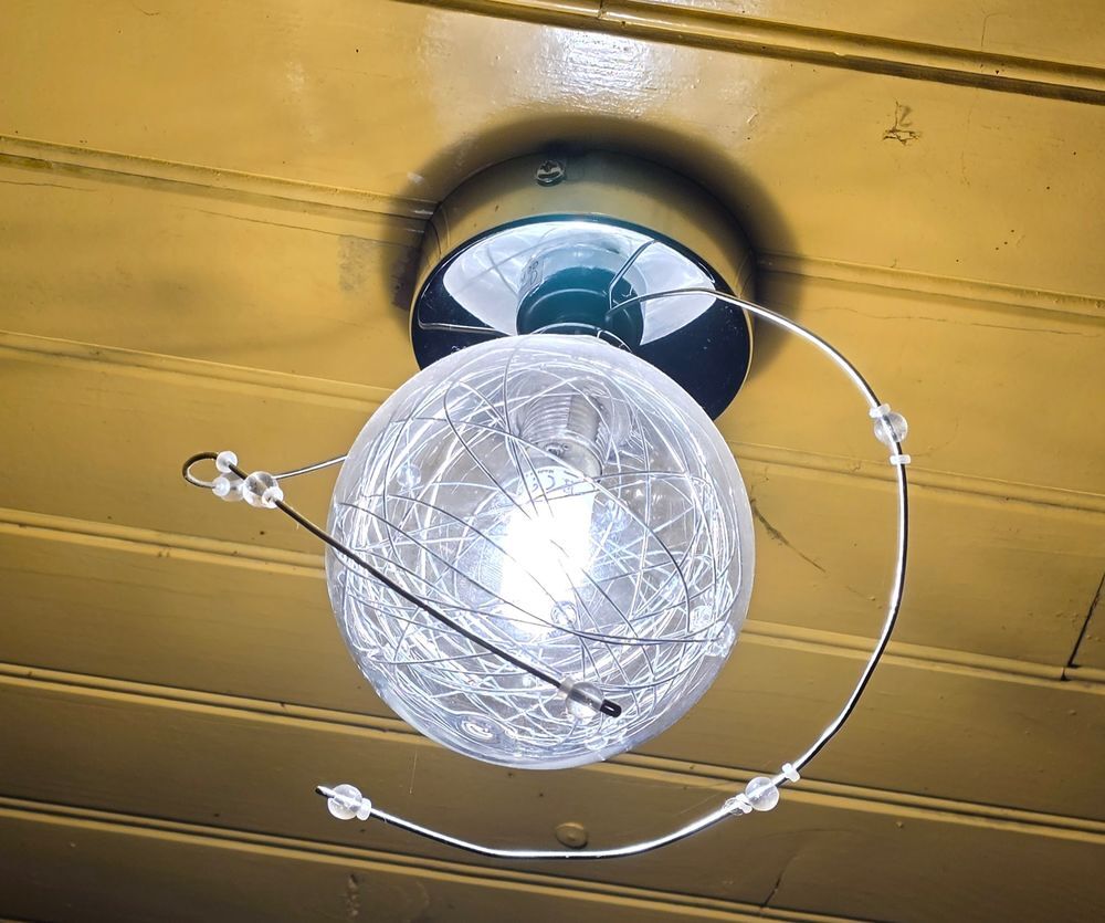 lustre boule moderne argent&eacute; Décoration