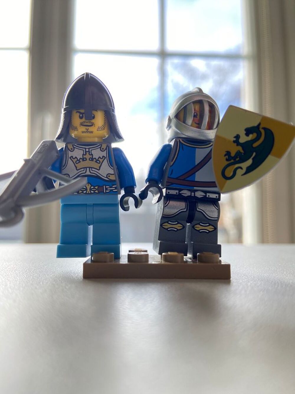 LEGOS 6 figurines Jeux / jouets