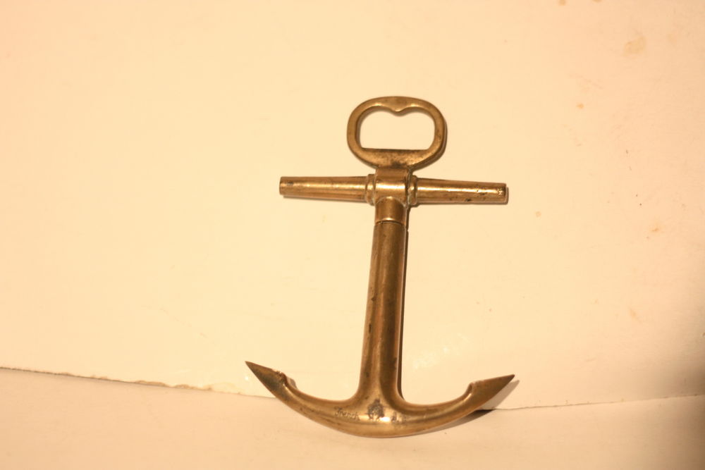 Tire bouchon en bronze
