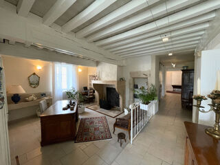  Maison  vendre 7 pices 270 m