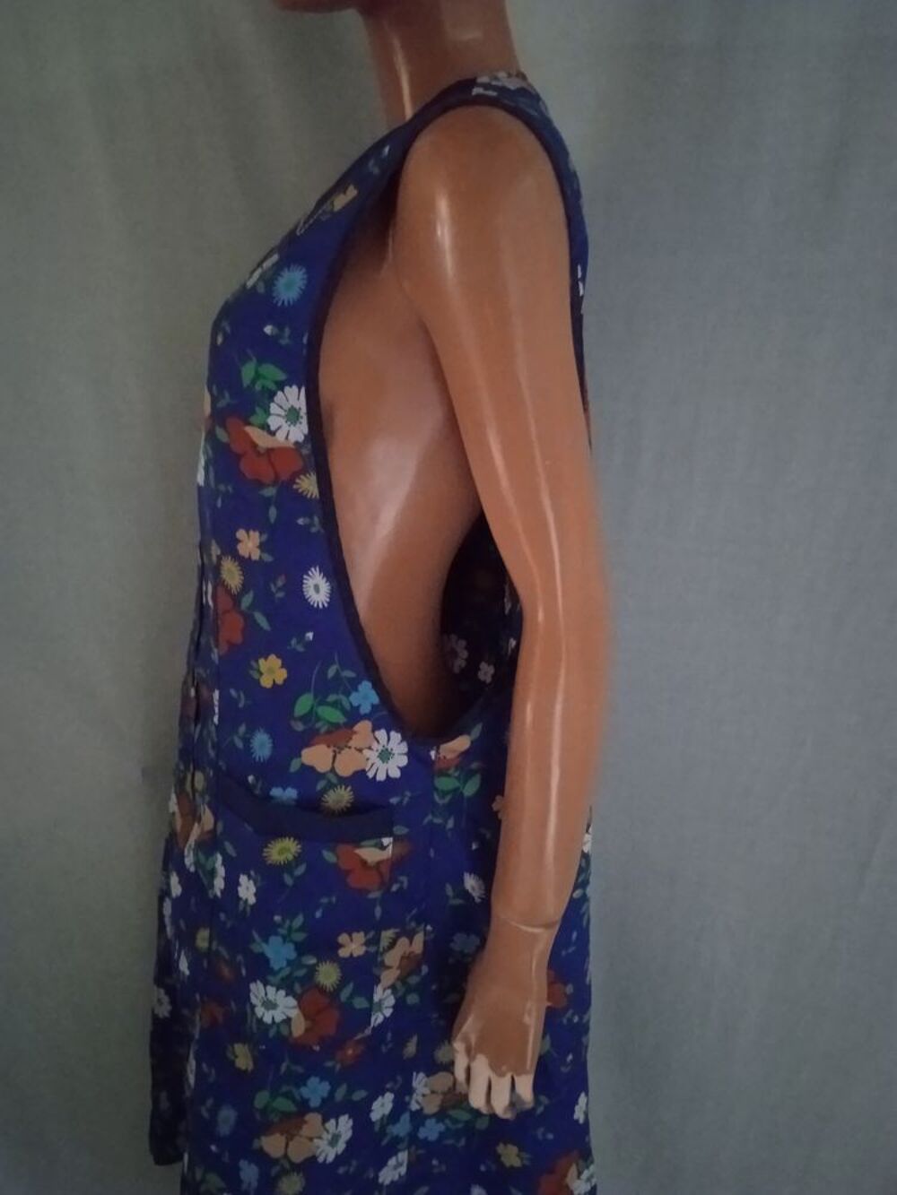 blouse tablier nylon V�tements