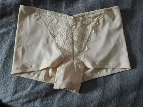 Culotte haute beige sans marque, taille XL, neuve 20 Villemomble (93)