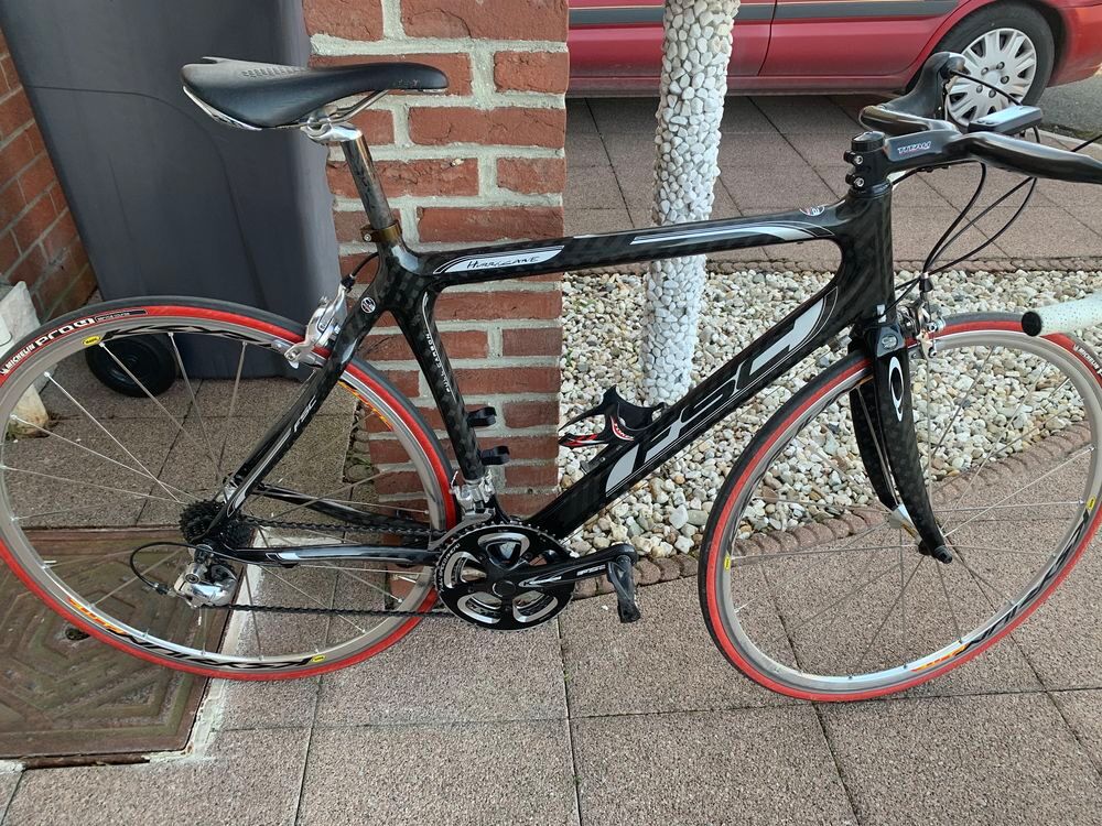 v&eacute;lo course FSC HURRICANE full carbon Vlos