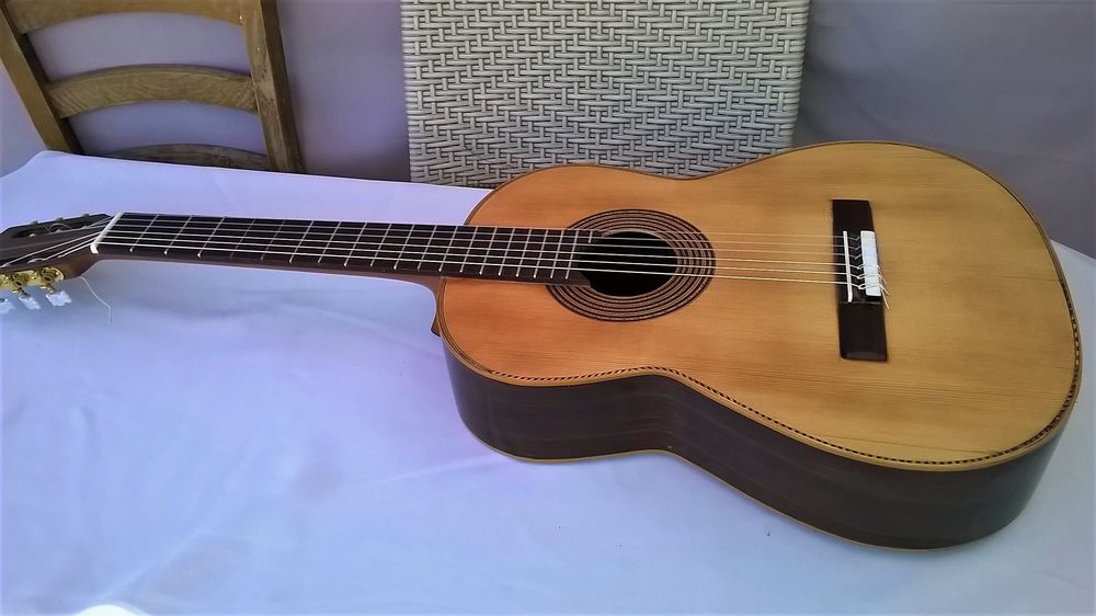 Alhambra Classique des 60's (4/4) Nylon Instruments de musique