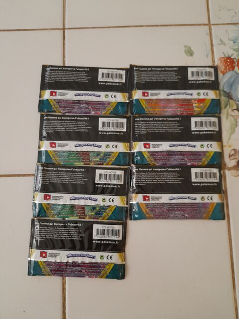 Carte collector pokemon 50 Grenoble (38)