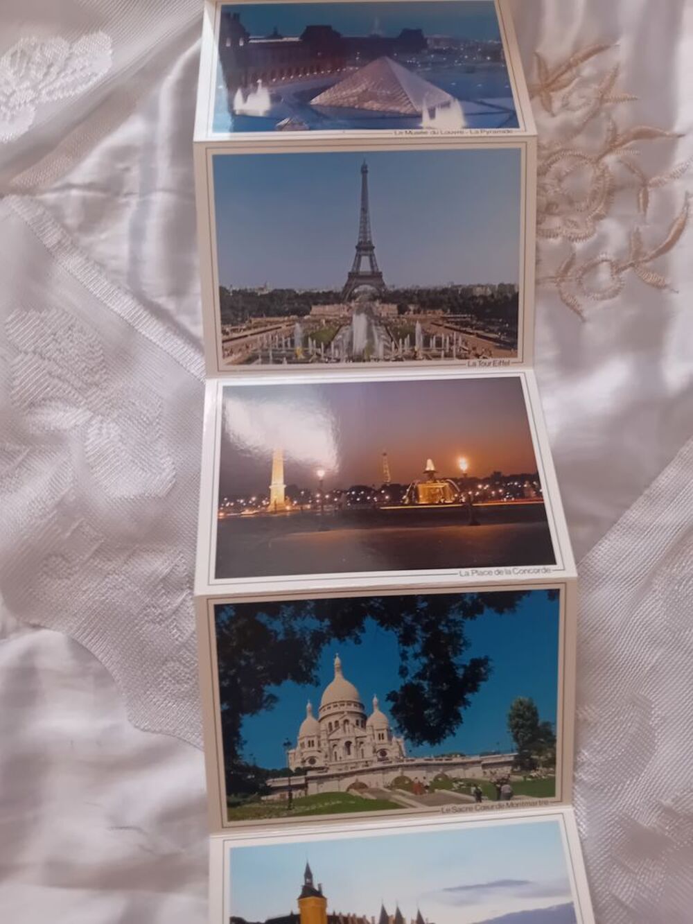 DEPLIANT 20 CARTES COULEUR PARIS VINTAGE Livres et BD