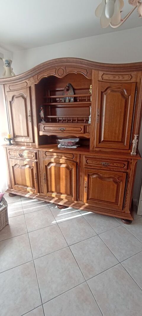 Salle � manger compl�te en merisier massif. 950 Frontignan (34)