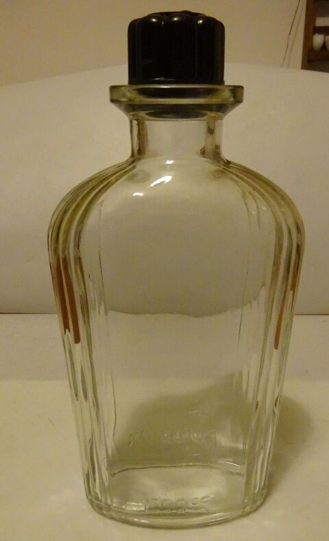 Flacon de Brillantine vide   CADORICIN   1 litre 10 Mondragon (84)