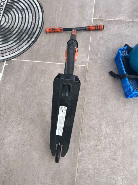 trottinette freestyle 22 Saint-Gilles (35)