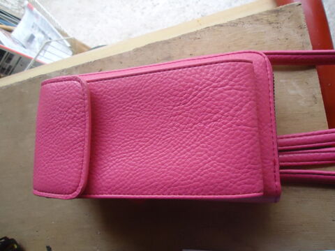 POCHETTE ROSE 6 Portiragnes (34)