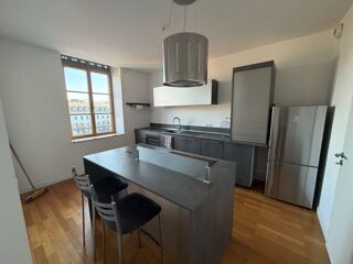  Duplex/triplex � vendre 4 pi�ces 104 m�