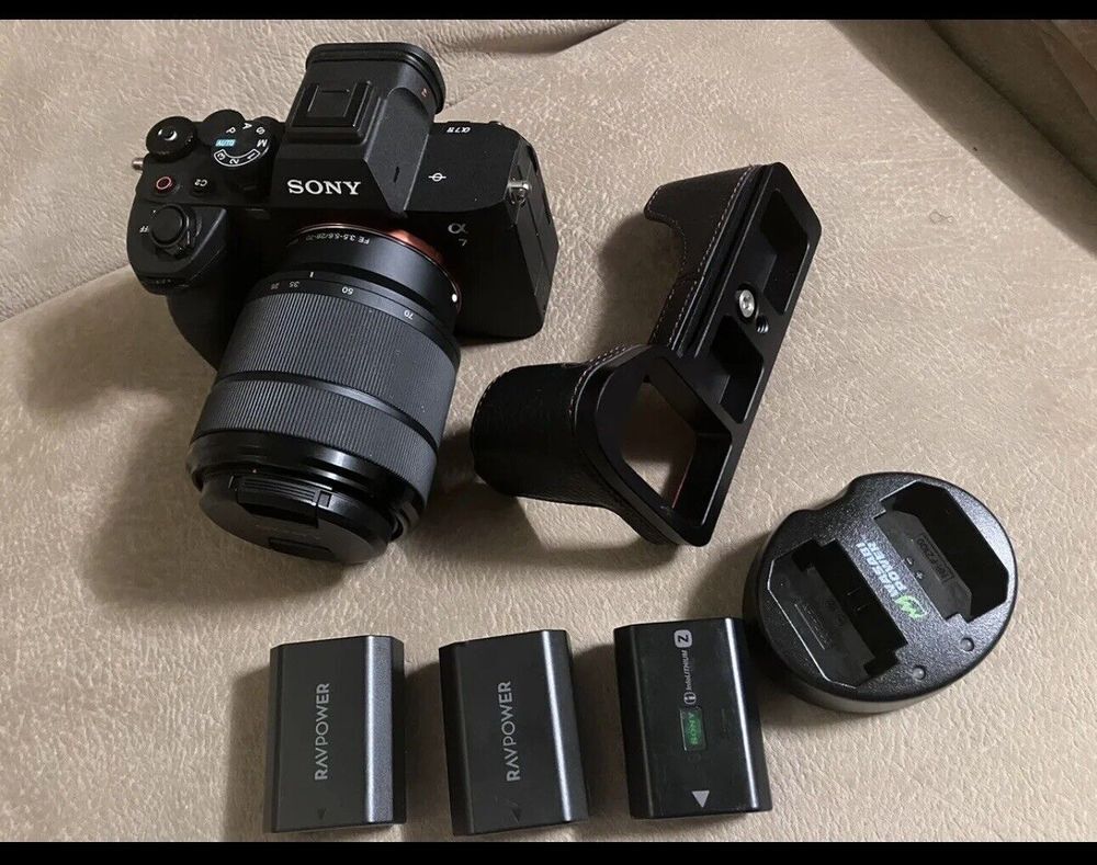 Sony Alpha A7 IV avec objectif 28-70mm Photos/Video/TV