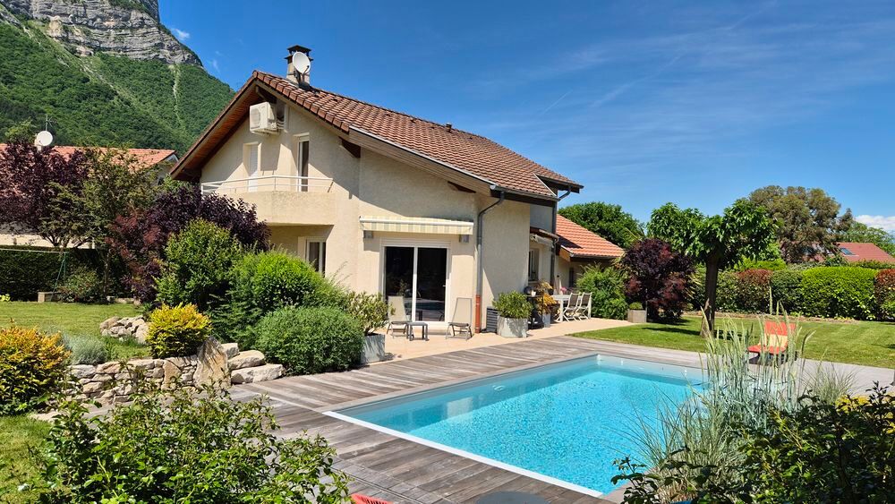 Vente Villa Maison 120 m2, terrain 1200 m2, DPE A, 4 chambres, piscine. Saint-paul-de-varces