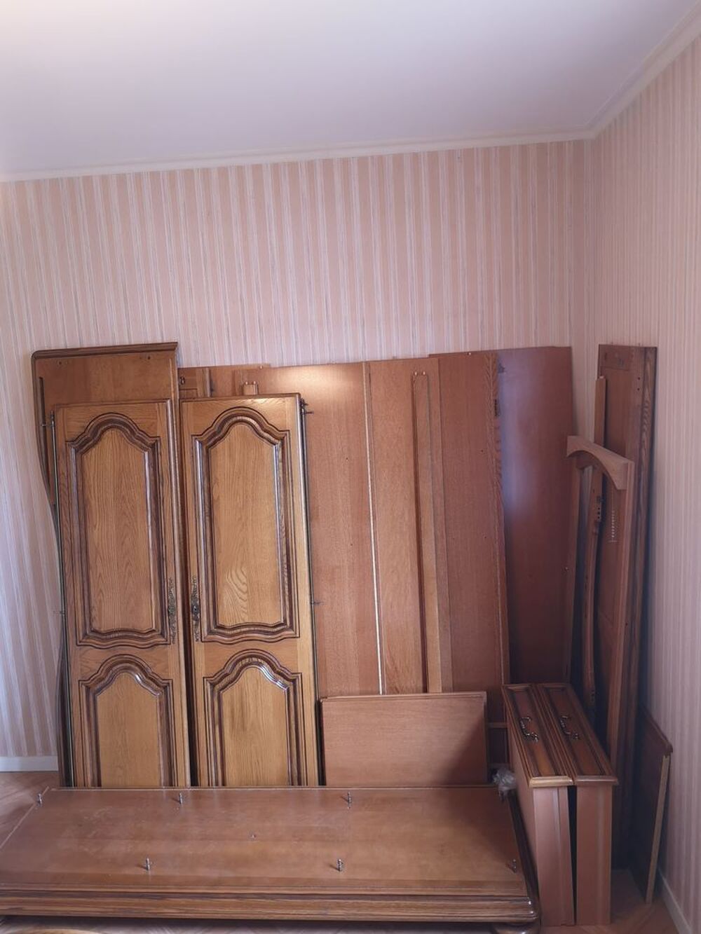armoire style ancien Meubles