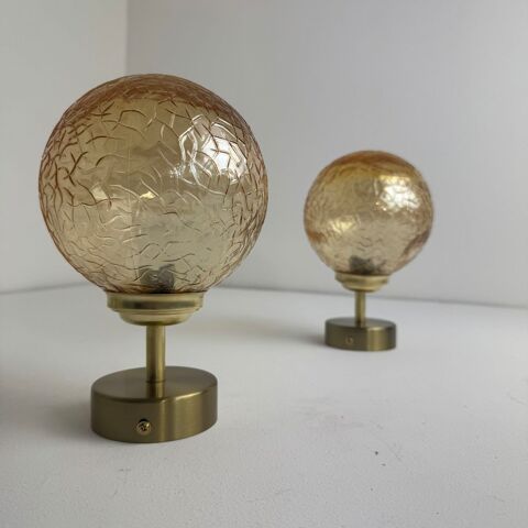 PAIRE D'ANCIENNES APPLIQUES EN VERRE AMBRÉ VINTAGE Montreuil (93)