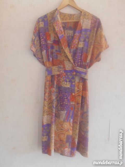 Robe orangée (59) 15 Tours (37)