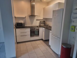  Appartement à louer 3 pièces 76 m²
