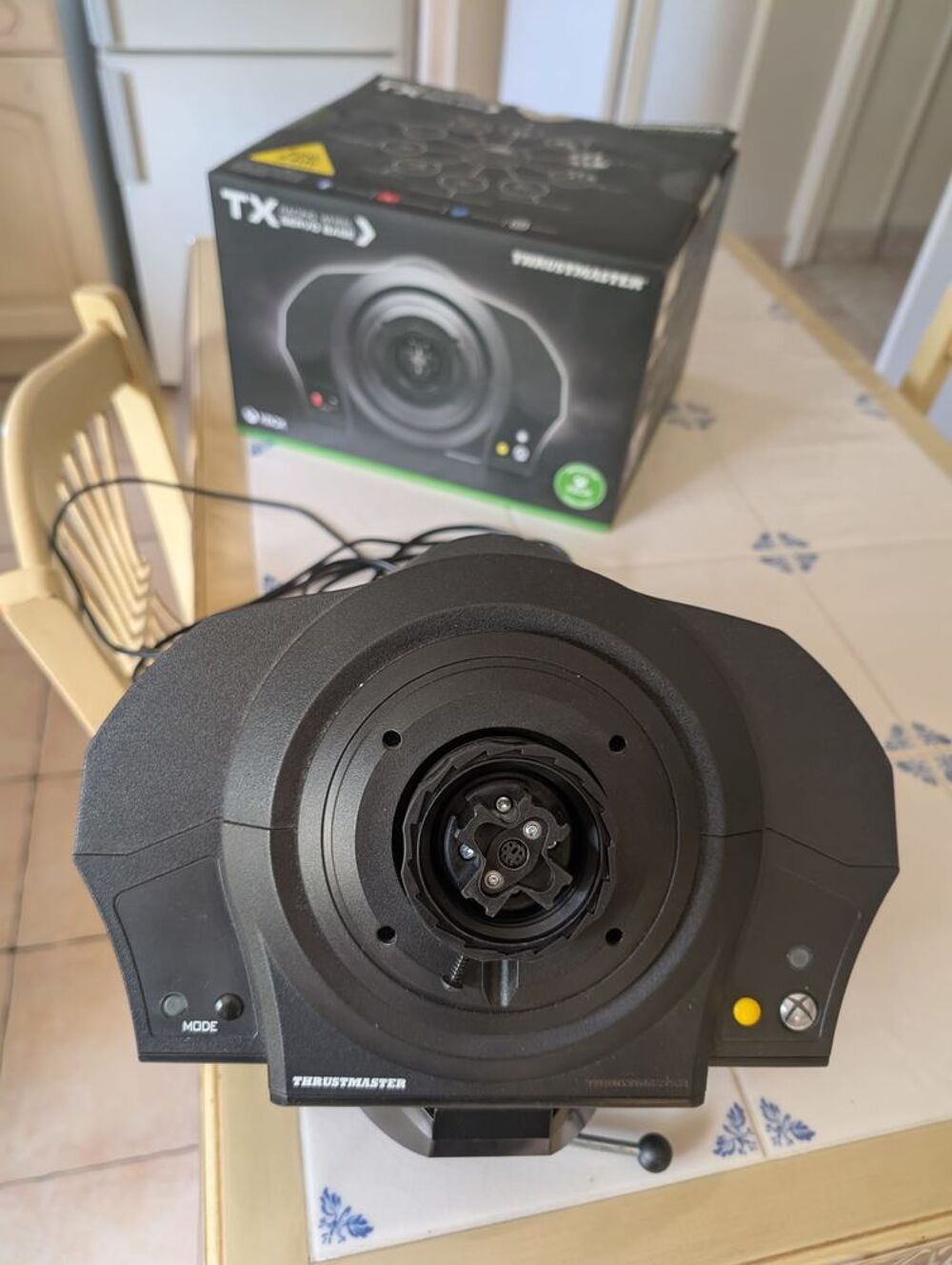 Base volant trustmaster T300 pour PC/Xbox Consoles et jeux vidéos
