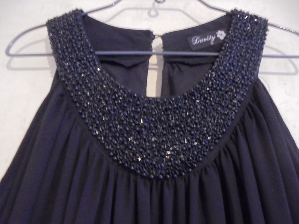 Robe chic et perles (22) Vêtements