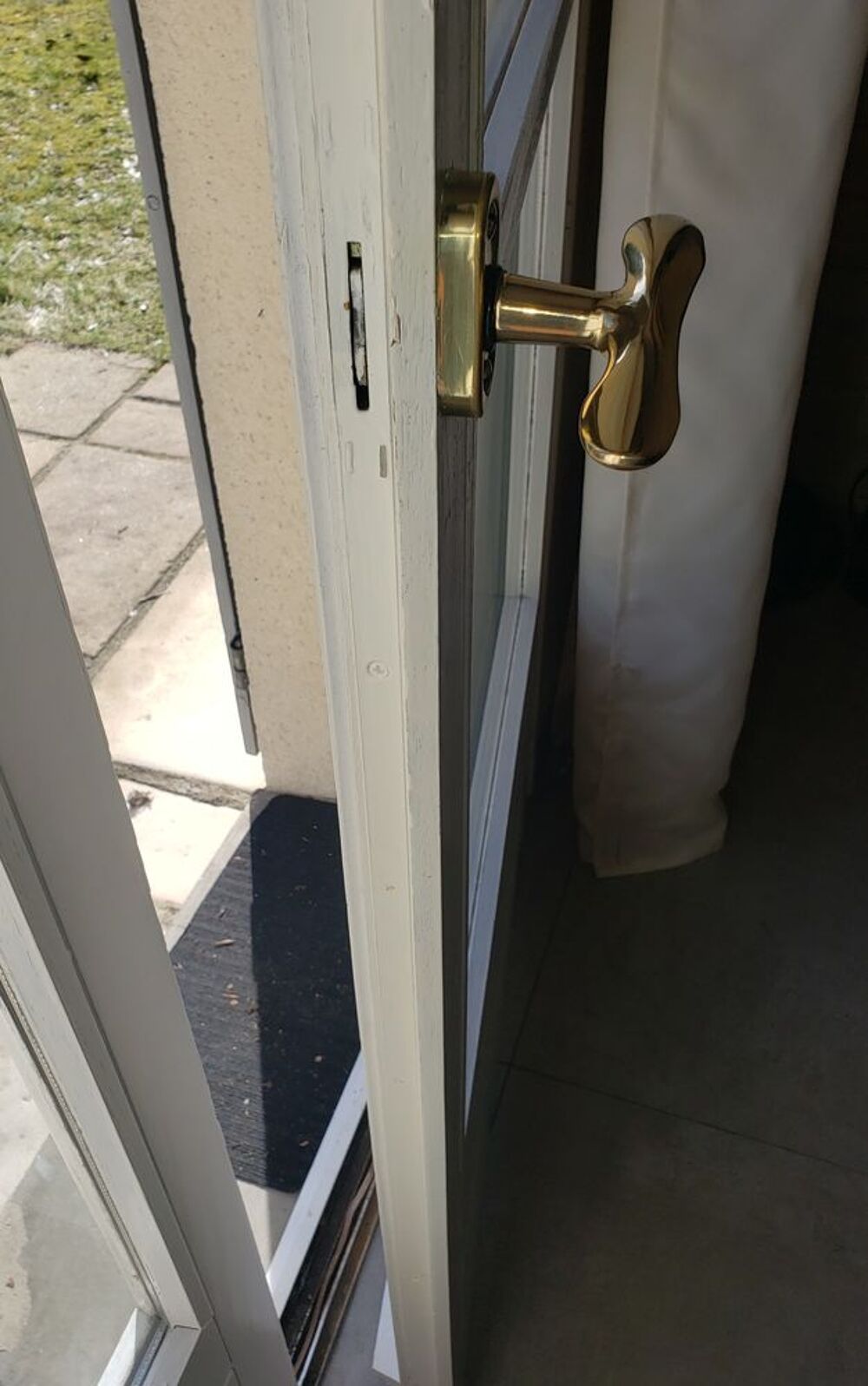 Lot de 3 Portes Fen&ecirc;tre en bois exotique (2 vantaux). 140 cm Bricolage
