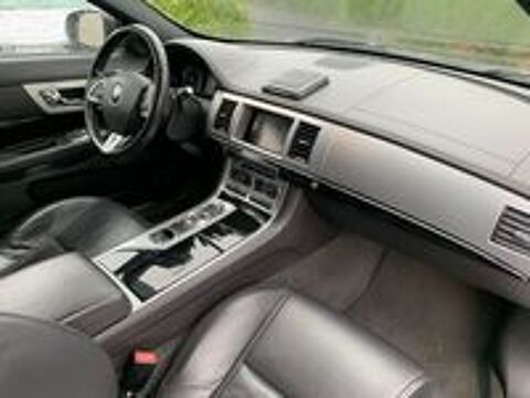 XF Sportbrake 2.2 D - 163 British Edition A 2015 occasion 59310 Auchy-lez-Orchies