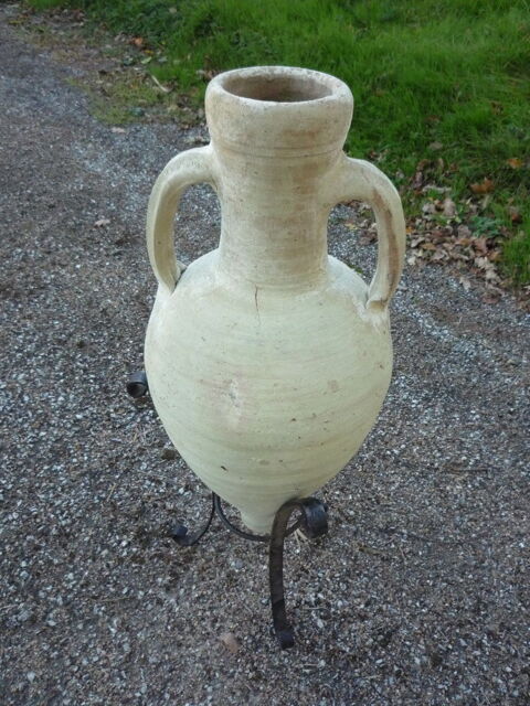 Amphore terre cuite
65 Castres (81)