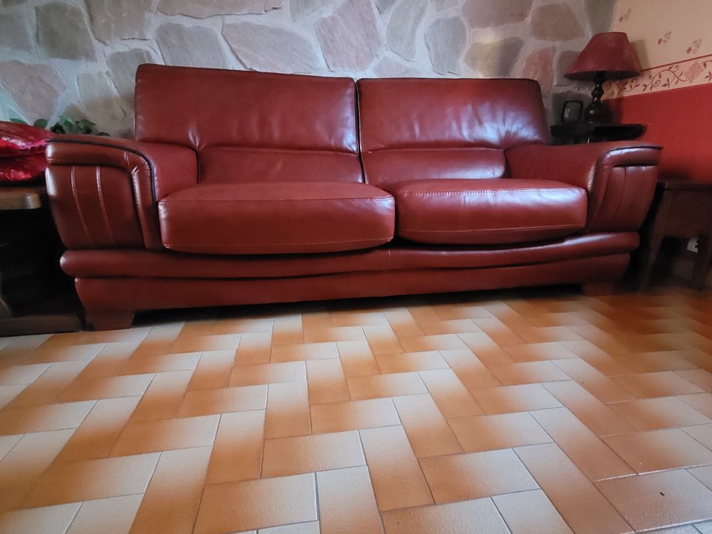 CANAPE CONVERTIBLE CUIR DE BUFFLE 
Meubles