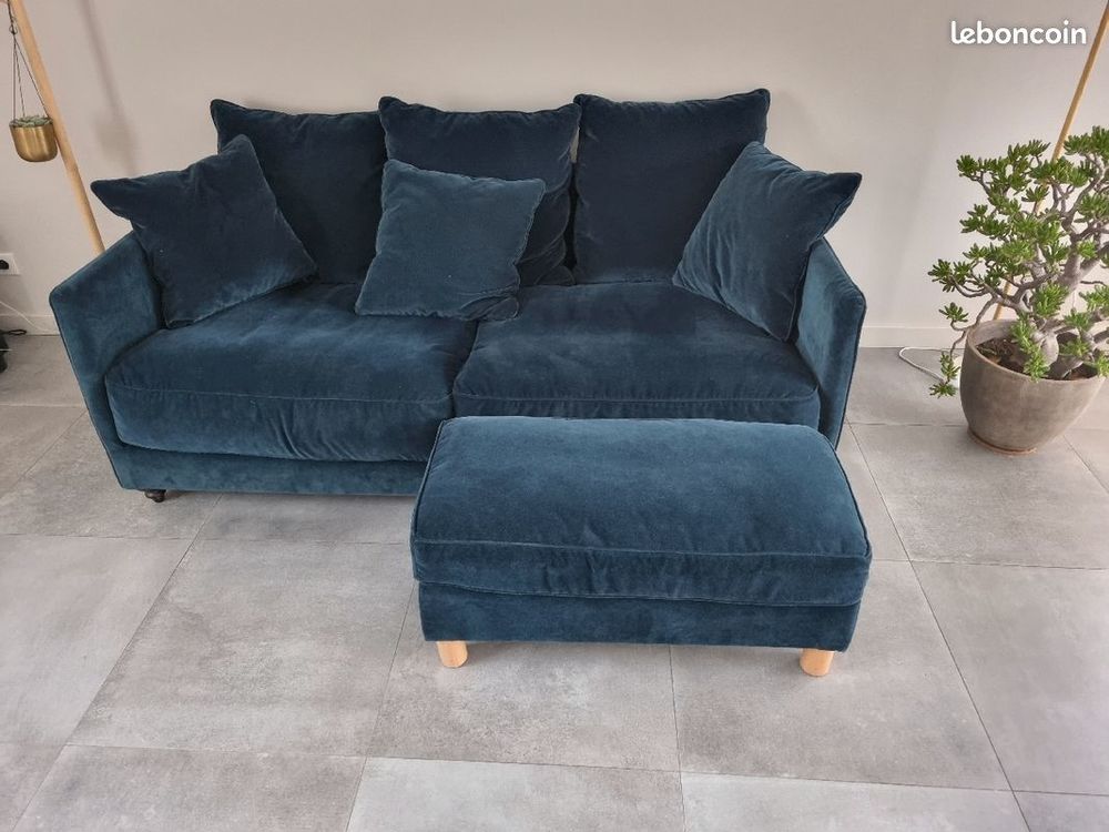 Canap&eacute; convertible 3 places et repose pieds Lazare am pm ble Meubles