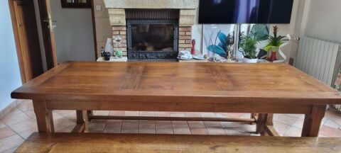 Table chne massif avec bancs 1000 Vienne-en-Arthies (95)