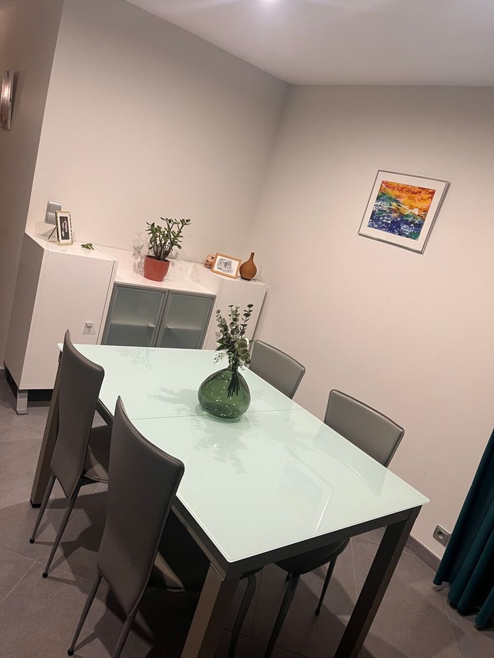 Salle &agrave; manger de chez Gautier Table buffet et 4 chaises Meubles