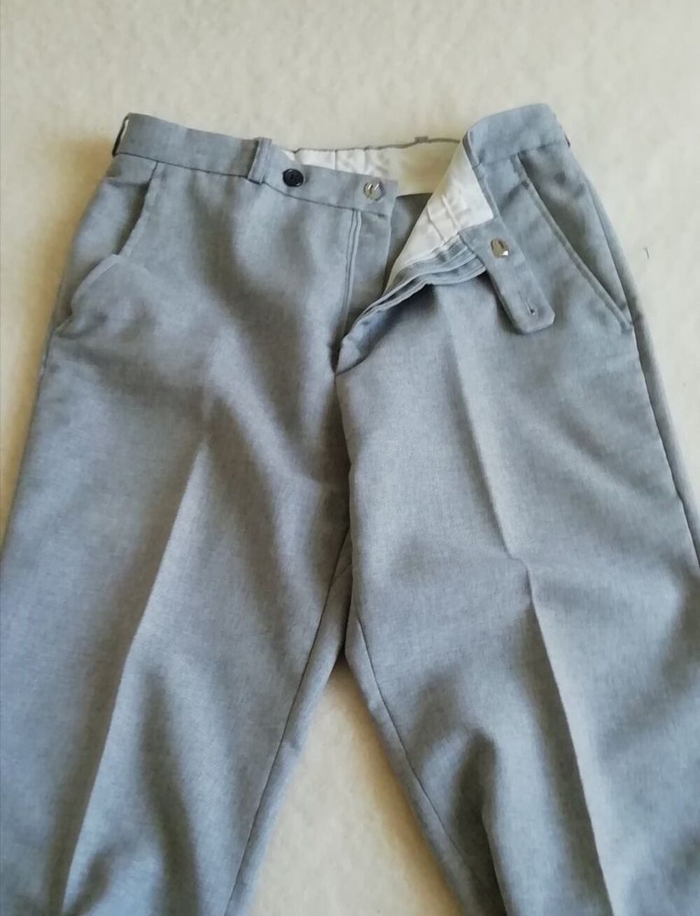 &Eacute;l&eacute;gant Pantalon habill&eacute; gris clair T XS Vêtements