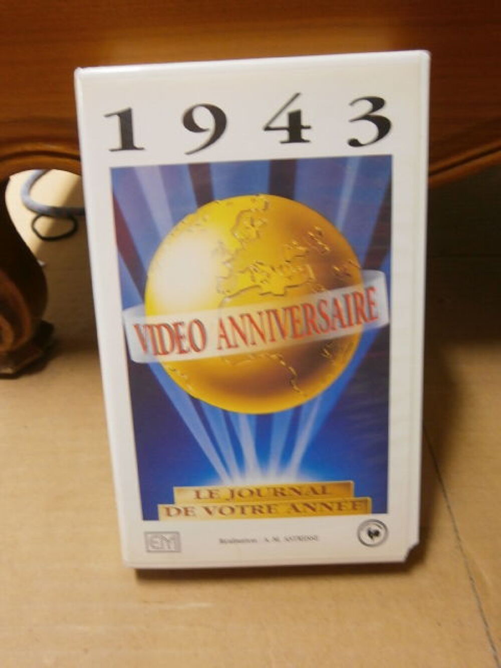 Le Journal de Votre Ann&eacute;e 1943 Photos/Video/TV