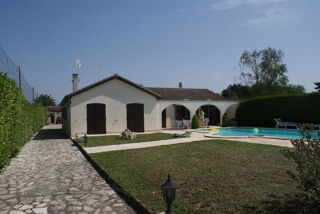  Villa à louer 5 pièces 110 m²