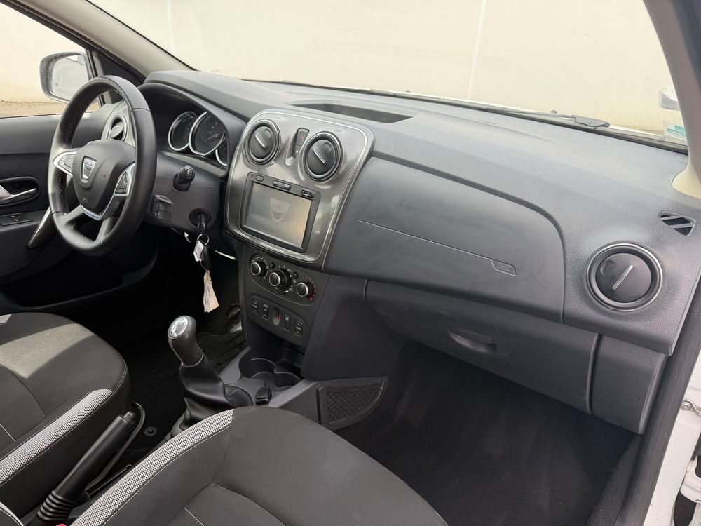 Sandero STEPWAY 0.9 TCE 90 PRESTIGE 2018 occasion 33450 Montussan