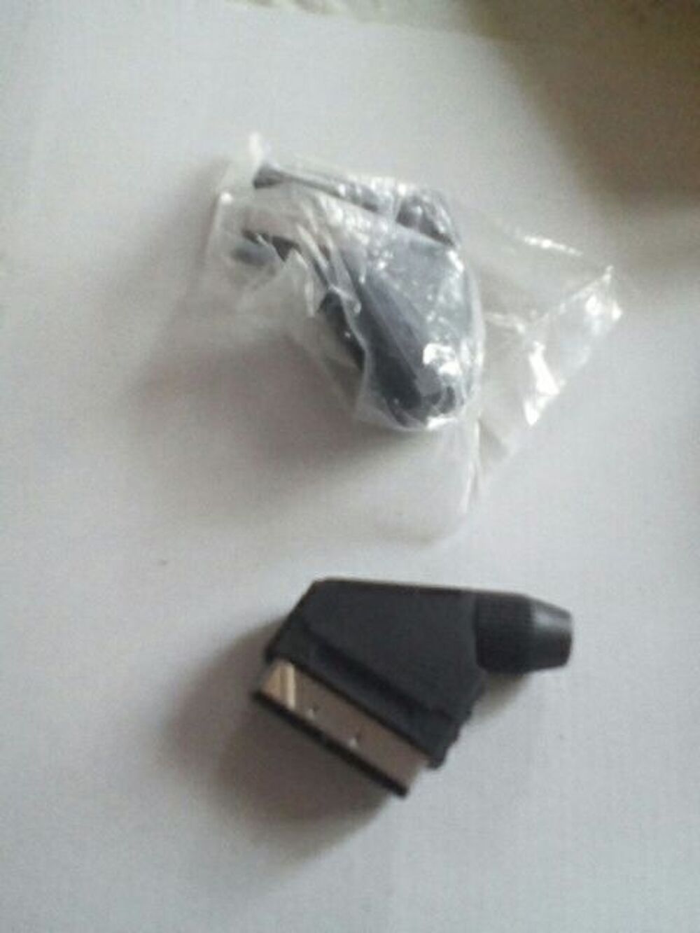 prises peritel ampoules 24V Audio et hifi