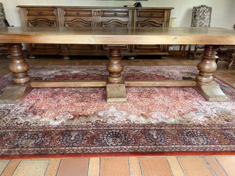 Ensemble: Table Monastre en chne massif, chaises, buffet 0 Gambais (78)